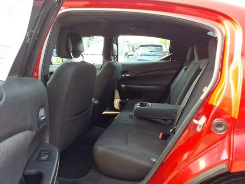 Used 2013 Dodge Avenger SE FWD image 8