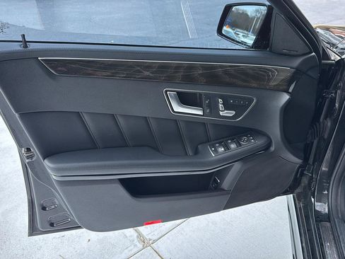 Used 2016 Mercedes-Benz E 400 E 400 image 14