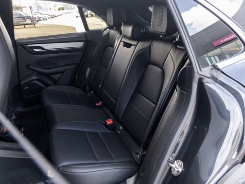 New 2025 Porsche Macan 4S Electric image 36