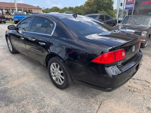 Used 2009 Buick Lucerne CXL FWD image 4