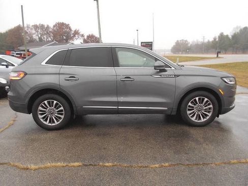 Used 2021 Lincoln Nautilus Reserve image 6