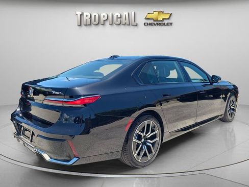 Used 2023 BMW 740i RWD image 5