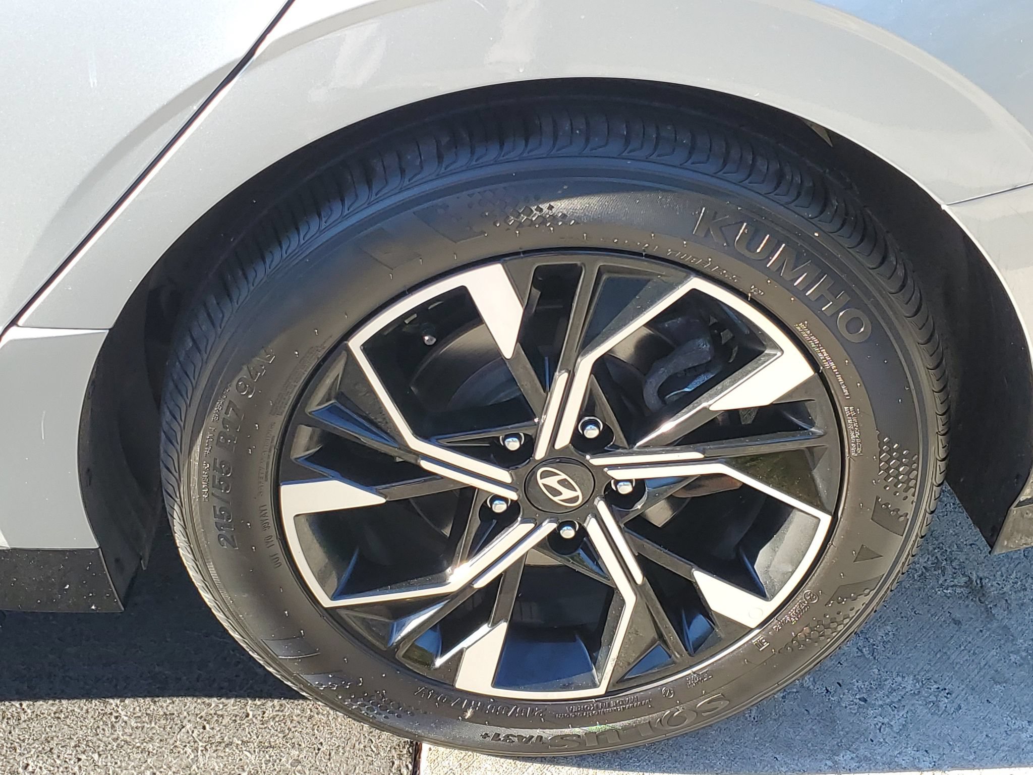 Used 2025 Hyundai Sonata SEL FWD image 32