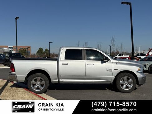 Used 2019 RAM 1500 Big Horn image 9