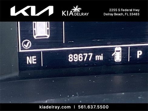 Used 2019 GMC Acadia SLE image 27