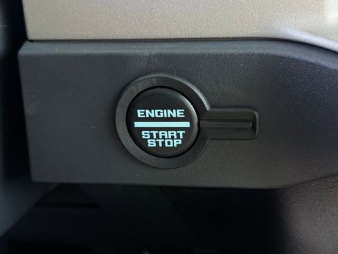 New 2026 Ford Bronco Outer Banks w/ Sasquatch Package AWD/4WD image 21