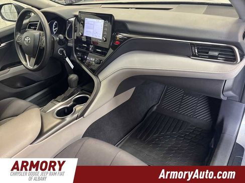 Used 2024 Toyota Camry LE image 34