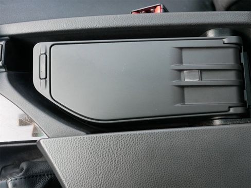 Used 2007 BMW 530xi Sedan image 28