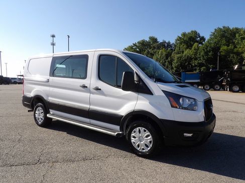 Used 2025 Ford Transit 250 Low Roof w/ Exterior Upgrade Package RWD image 10