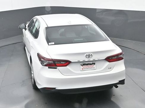 Used 2023 Toyota Camry LE image 31