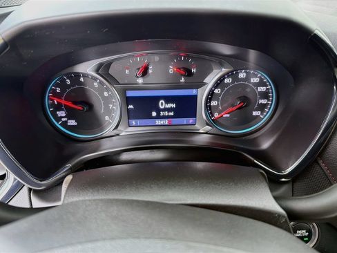 Used 2024 Chevrolet Equinox RS AWD/4WD image 12