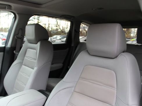 Used 2017 Honda CR-V EX-L image 17