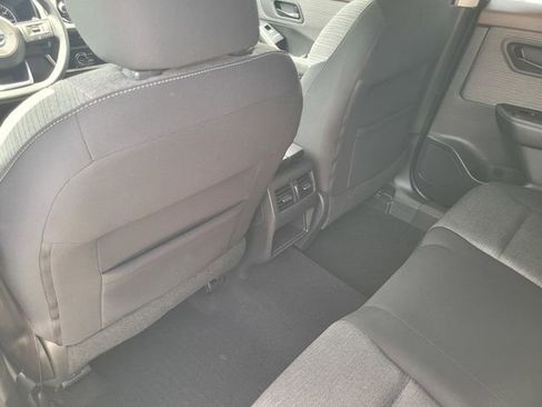 Used 2021 Nissan Rogue S AWD/4WD image 14