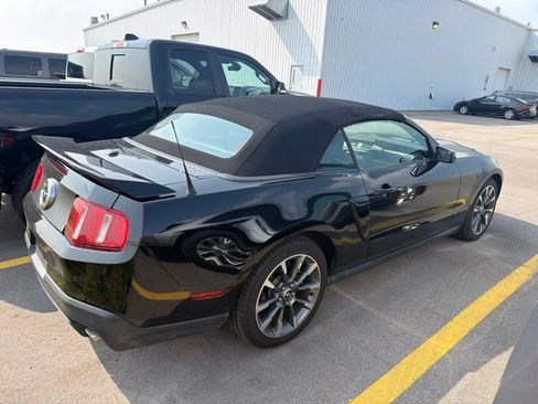 Used 2011 Ford Mustang GT Premium w/ 402A Rapid Spec Order Code RWD image 4