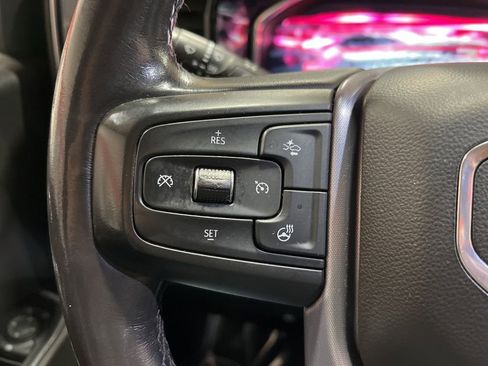 Used 2022 GMC Sierra 1500 Elevation w/ LPO, Elevation Black Package AWD/4WD image 19