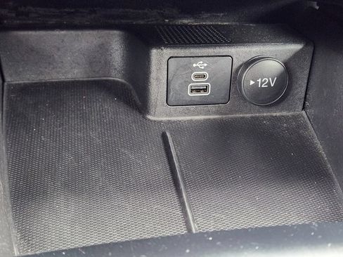 Used 2024 Ford Escape SE FWD image 28