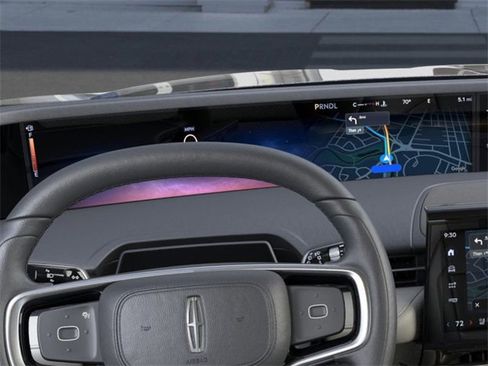 New 2026 Lincoln Nautilus Premier image 13
