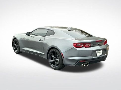 Used 2021 Chevrolet Camaro LT w/ Technology Package RWD image 4