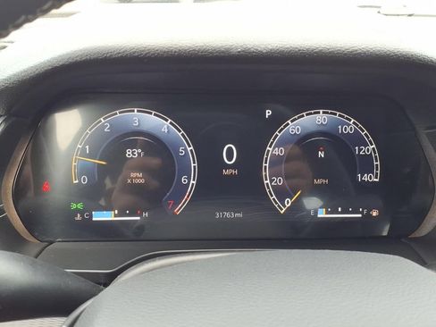 Used 2023 Jeep Grand Cherokee Altitude AWD/4WD image 25