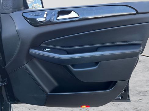 Used 2019 Mercedes-Benz GLS 450 GLS 450 image 30