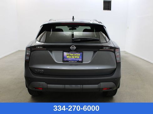 New 2026 Nissan Kicks SV image 3