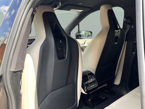 Used 2026 BMW iX xDrive45 w/ Executive Package image 26