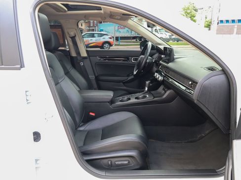 Used 2022 Honda Civic Touring image 30