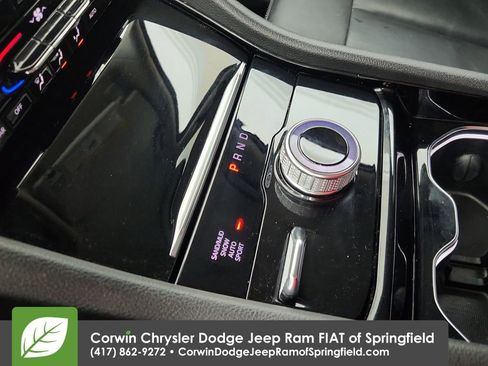 Certified 2023 Jeep Grand Cherokee Limited w/ Black Appearance Package image 29