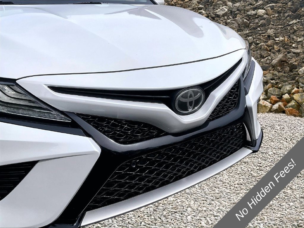 Used 2018 Toyota Camry XSE FWD image 24
