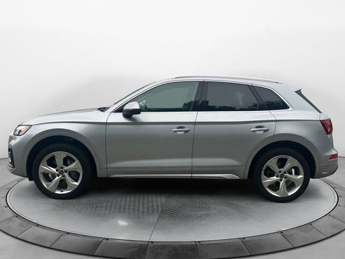 Used 2021 Audi Q5 2.0T Premium Plus w/ Premium Plus Package AWD/4WD image 4