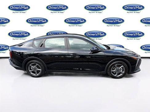 Used 2025 Kia K4 LXS image 8