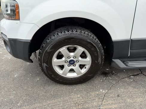 Used 2015 Ford Expedition EL XL w/ Equipment Group 101A image 12