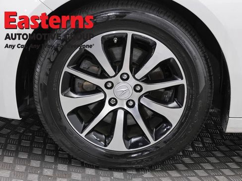 Used 2017 Acura TLX FWD image 32