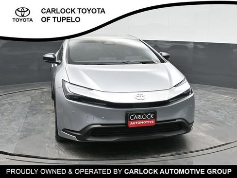 Used 2024 Toyota Prius XLE image 6