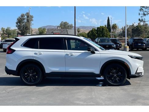 Used 2023 Honda CR-V Sport Touring image 7