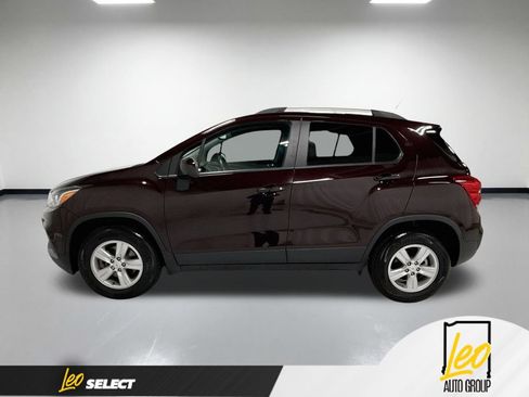 Used 2021 Chevrolet Trax LT AWD/4WD image 11
