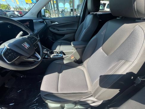Used 2025 Buick Encore GX Preferred FWD image 28