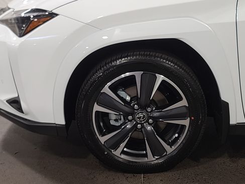 Certified 2026 Lexus UX 300h FWD w/ Accessory Package (2T) image 13