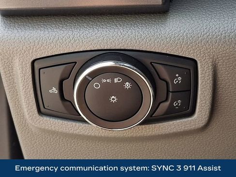 Used 2022 Ford F250 XLT AWD/4WD image 9