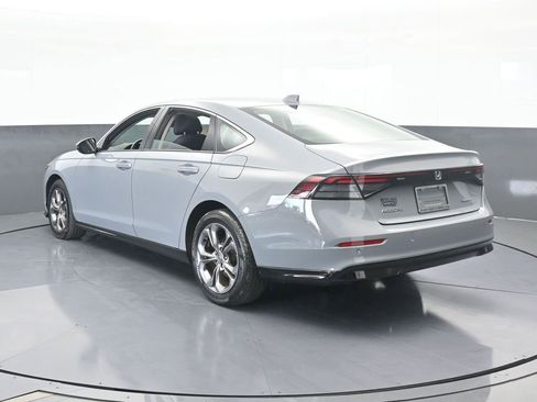 Used 2023 Honda Accord EX-L image 4