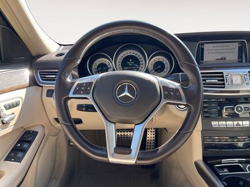 Used 2015 Mercedes-Benz E 350 4MATIC Sedan image 12