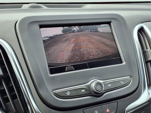 Certified 2024 Chevrolet Equinox LT w/ LPO, Floor Liner Package FWD image 8