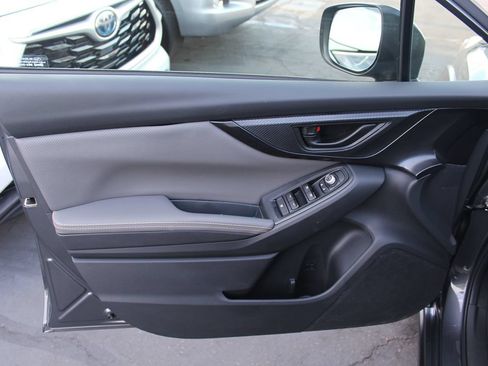 Used 2021 Subaru Crosstrek 2.5i Sport AWD/4WD image 19