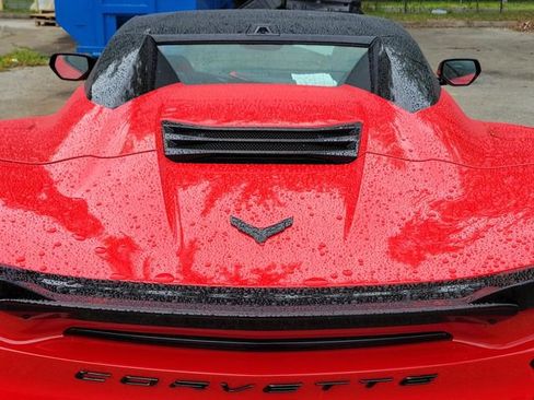 Used 2025 Chevrolet Corvette Z06 RWD image 14