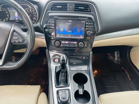 Used 2017 Nissan Maxima 3.5 SL FWD image 25