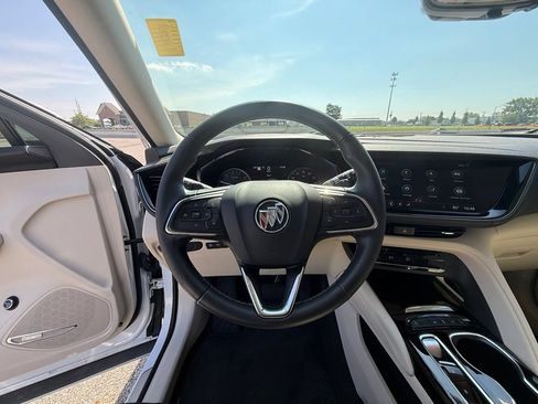 Used 2023 Buick Envision Avenir FWD image 19