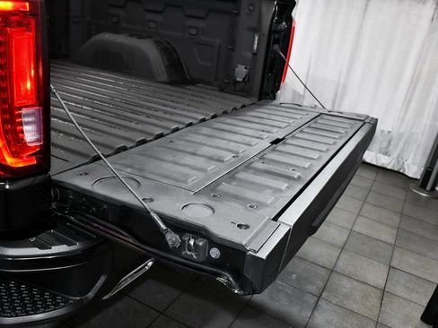 Used 2022 GMC Sierra 1500 AT4 image 73