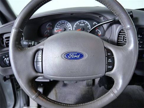 Used 2003 Ford F150 XLT image 22