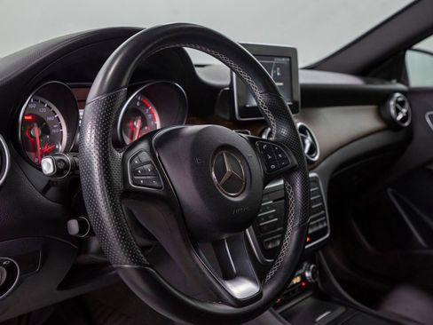 Used 2016 Mercedes-Benz GLA 250 4MATIC image 24