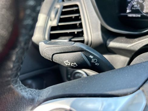 Used 2017 Ford C-MAX Energi SE w/ Equipment Group 401A FWD image 31